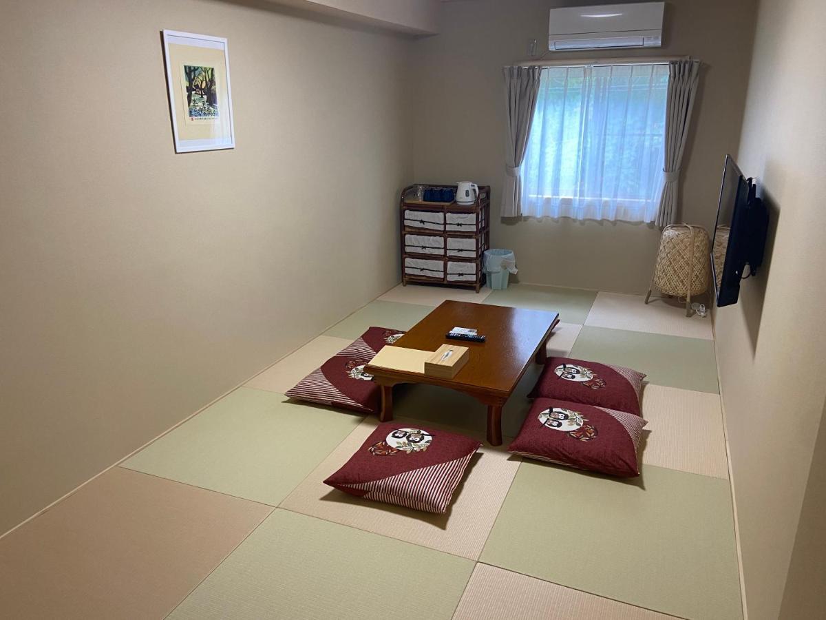 Готель Shirahama No Yado Ran Екстер'єр фото